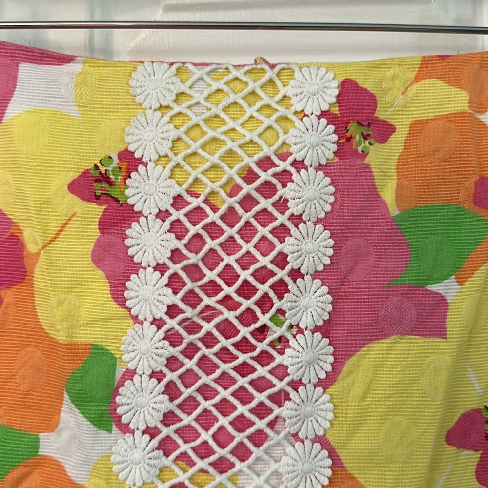 Women’s Lilly Pulitzer HALLIE Hotty Bold Floral Punch Lattice Front Skirt Size 4 - Picture 3 of 7